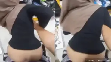 Bokep Hijab Ngewe Pegawai Konter Hijab Memek Pink Ketat Brutal