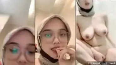 Bokep Indo Chat Mesum Pacar Muda di Kamar Mandi Basah Nafsu Gila