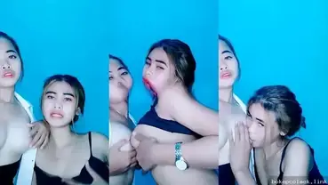 Bokep Live ABG Lesbi Adu Toket Basah Indo